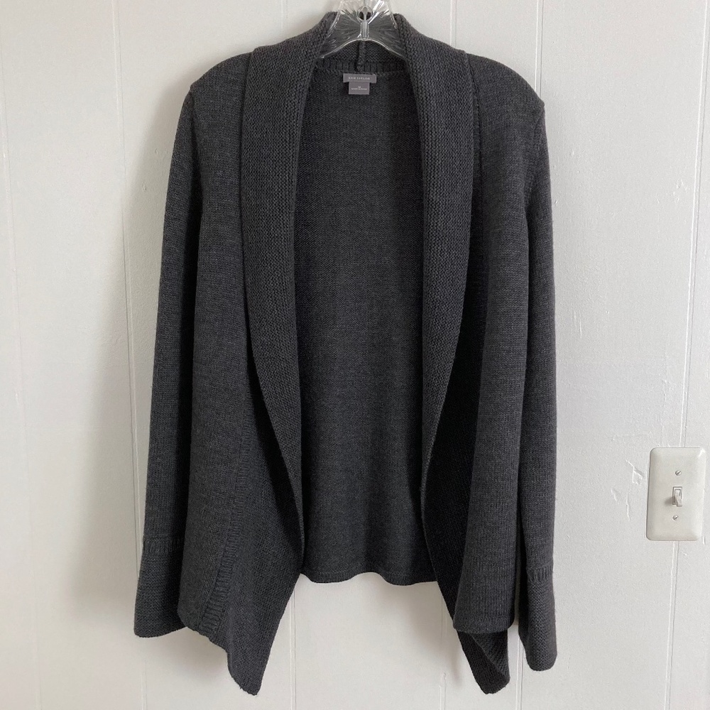 Charcoal Gray ANN TAYLOR 100% Merino Wool Cardigan Sweater M